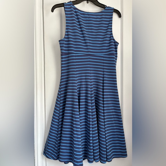 Peter Som Design Nation, Blue Sleeveless, V-neck Blue Striped Dress, size: 10 - Picture 3 of 8